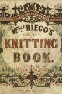 The Knitting Book by Eléonore Riego de la Branchardière