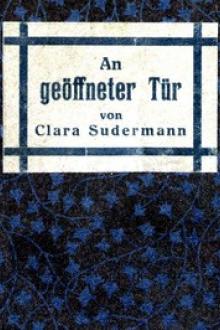 An geöffneter Tür by Clara Sudermann