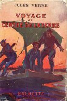 Voyage au Centre de la Terre  by Jules Verne